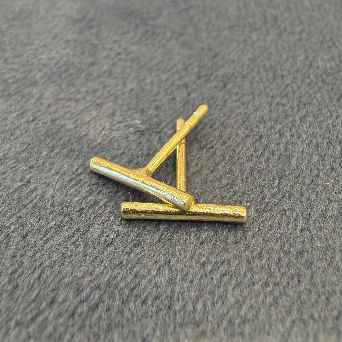 mini stick studs