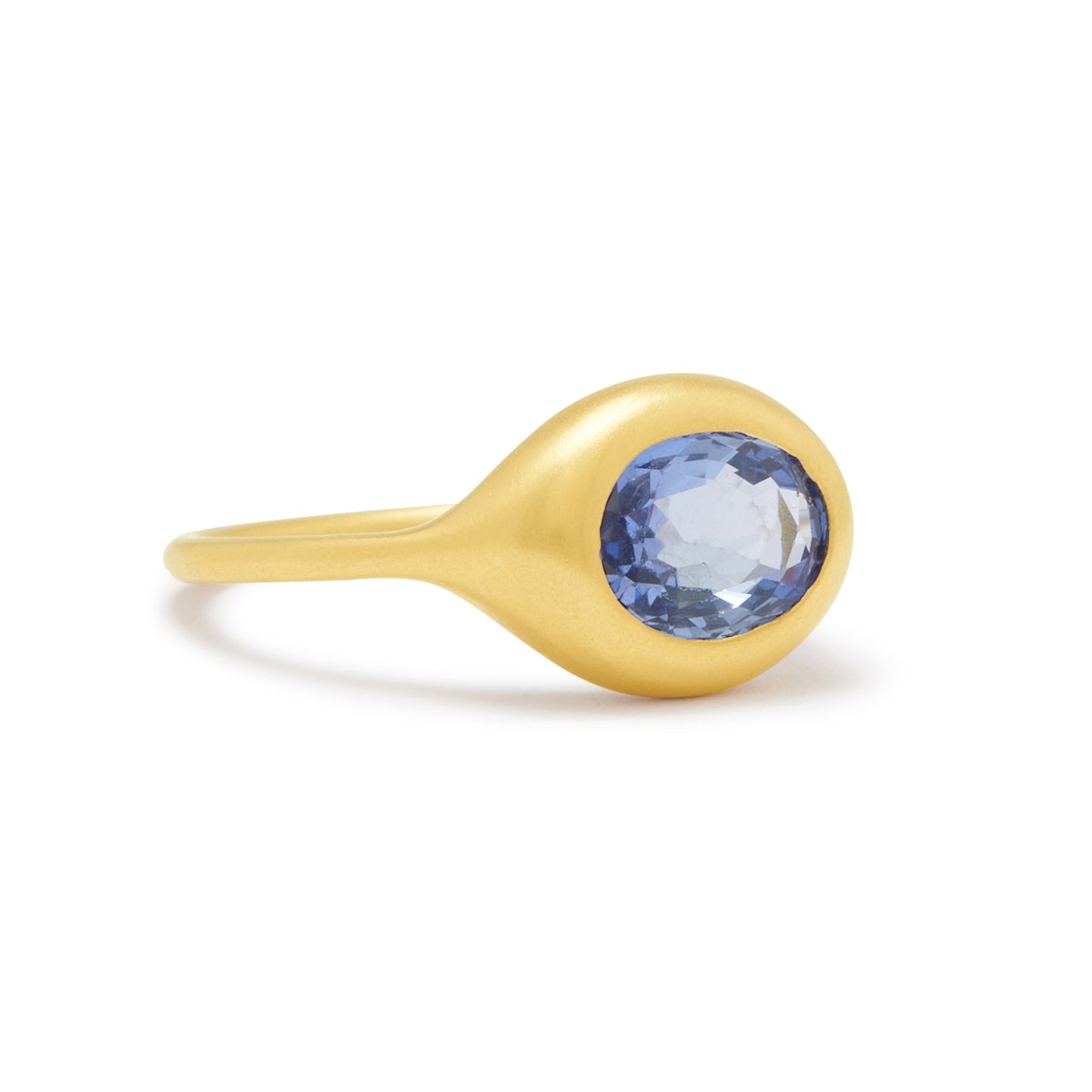 carved ring - oval sapphire