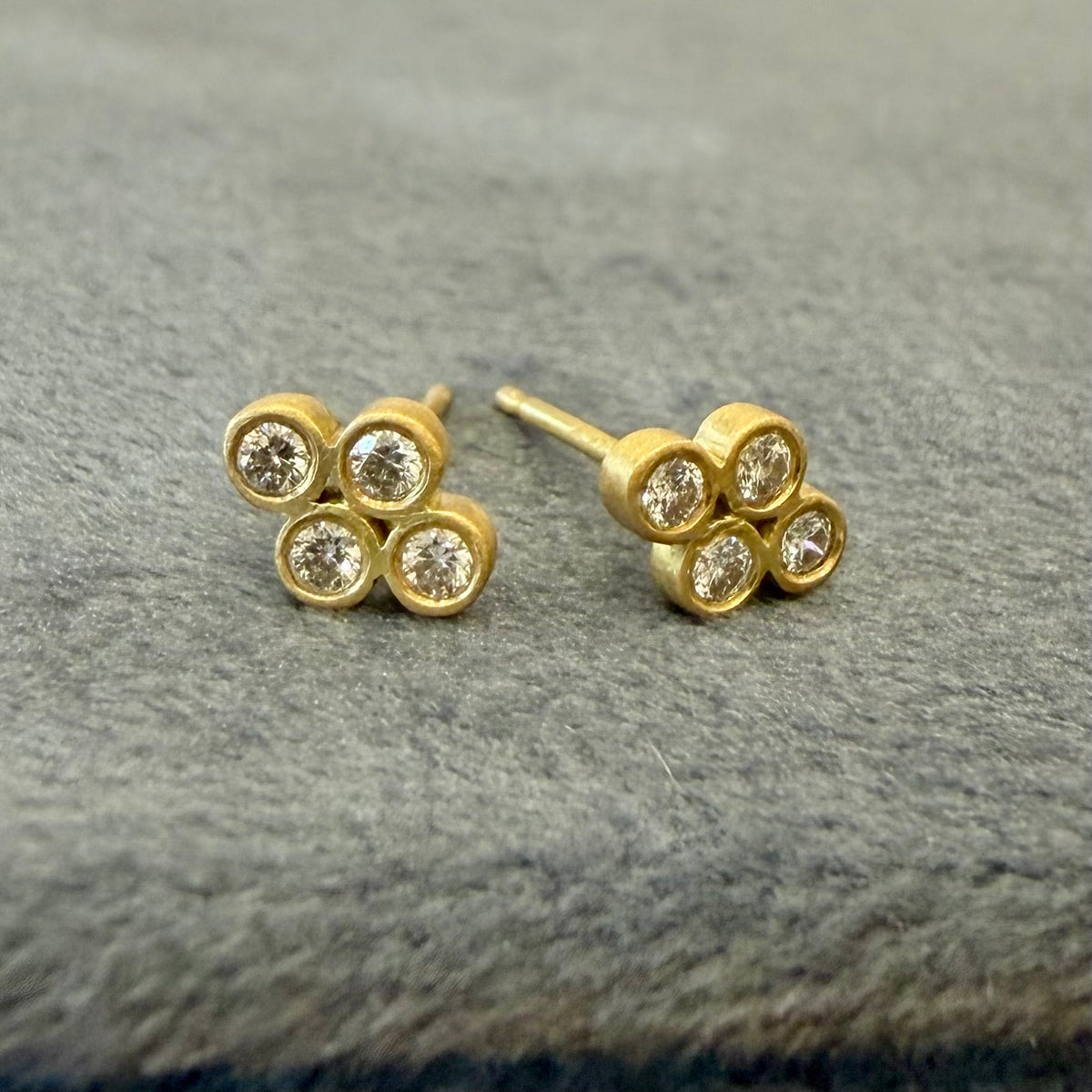 teeny quad stud