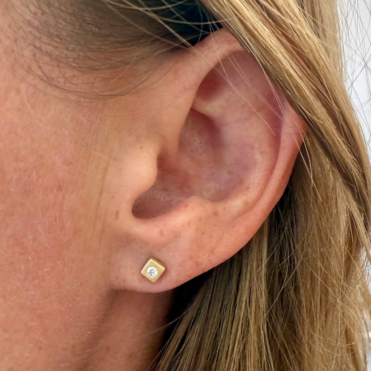 micro square studs with diamonds
