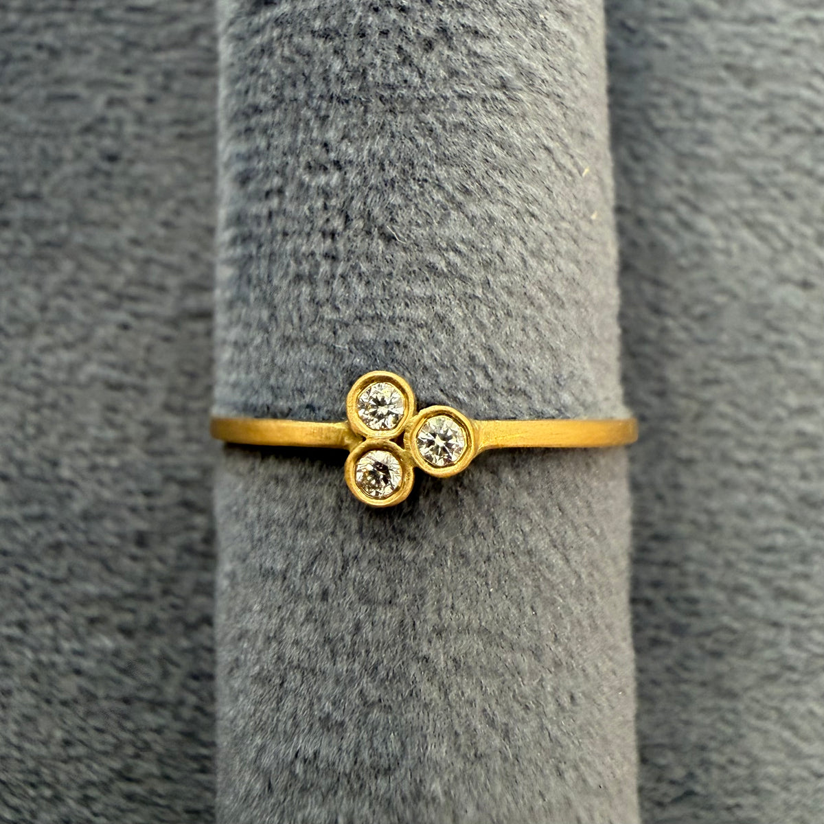 teeny ring - triple cluster with 2 pt diamonds