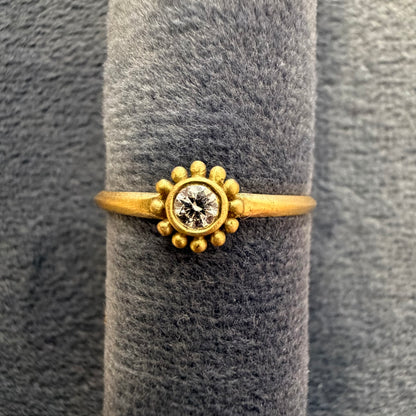 palace ring with 3mm diamond