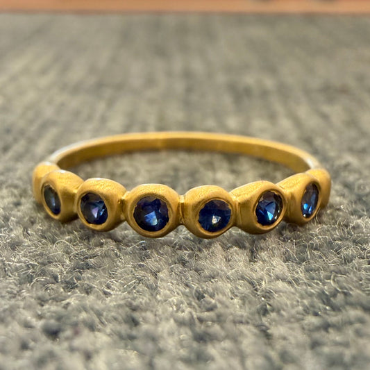 porch skimmer band with 2mm blue sapphires