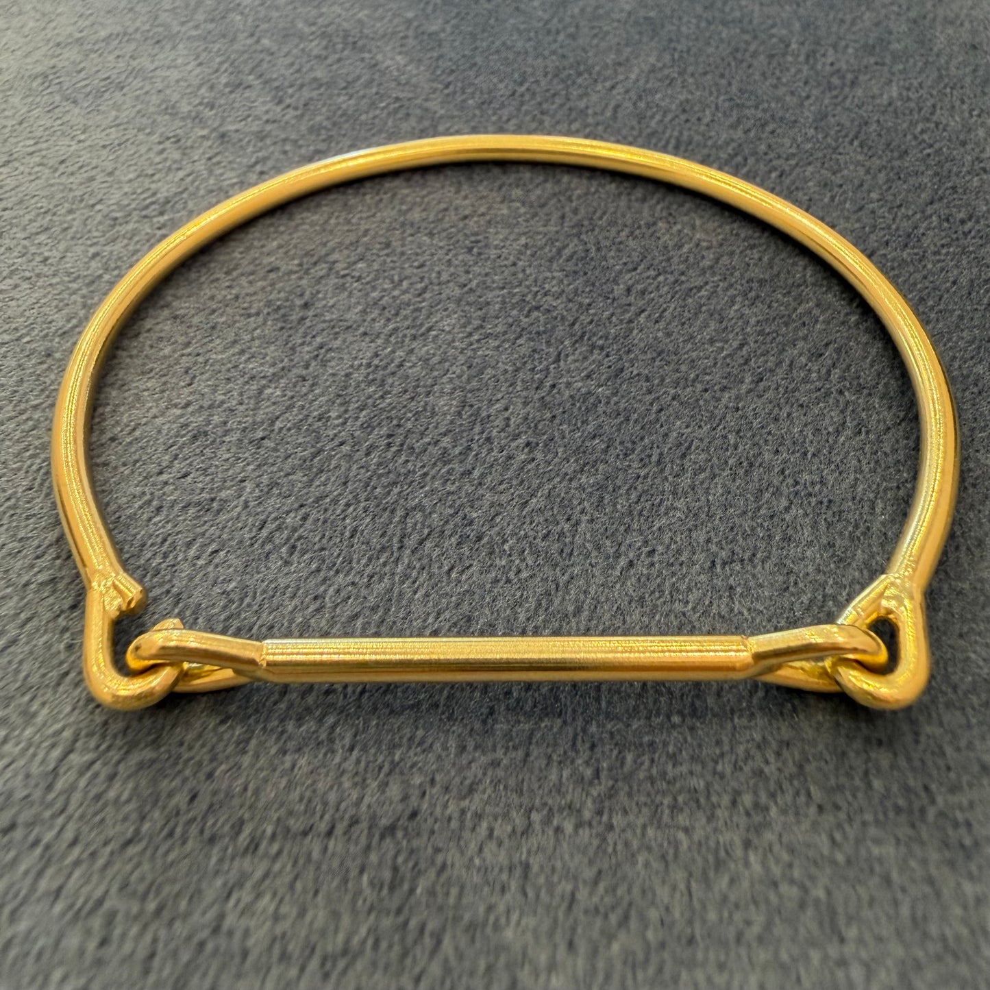 needle eye cuff