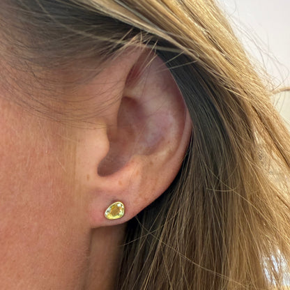 free form sapphire studs