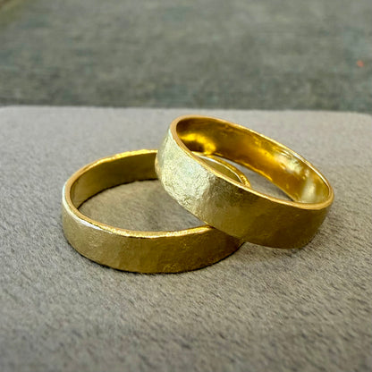 wide hammered flat band