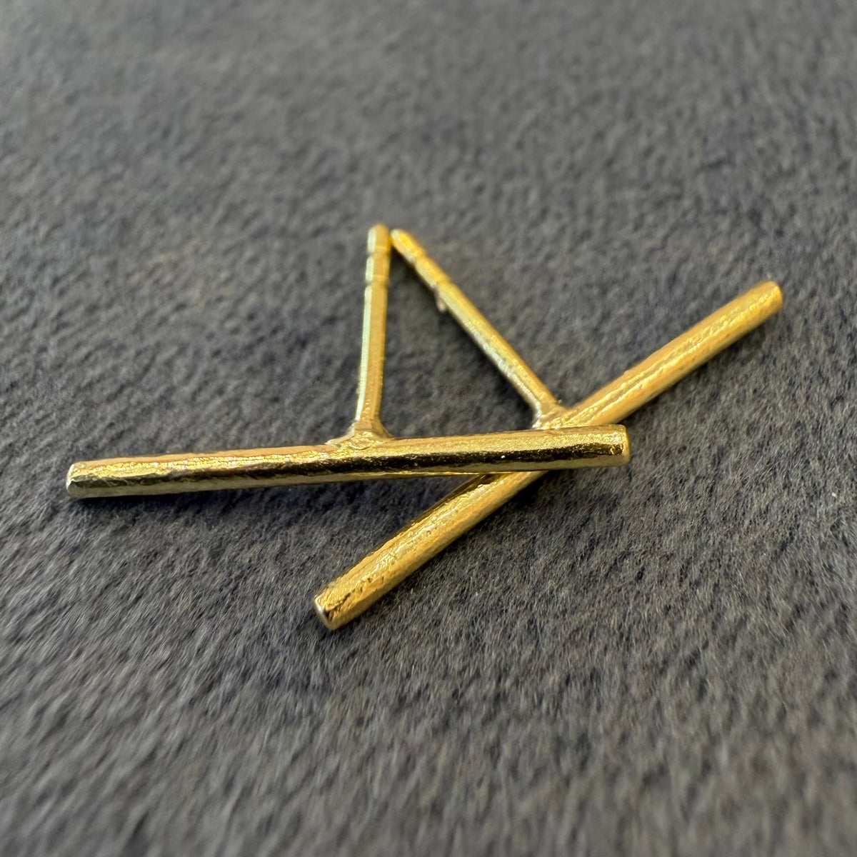 long stick studs