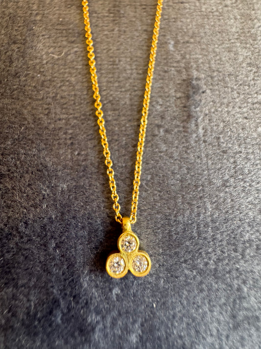 teeny triple pendant