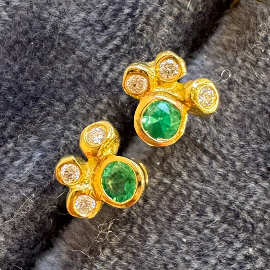 emerald starlight diamond stud