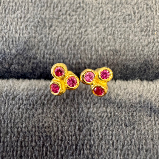 teeny sea anemone studs