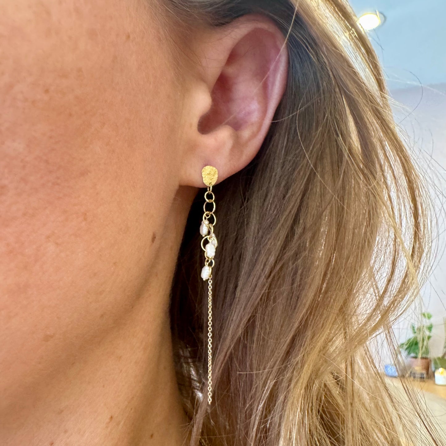 calliope earring with pearl