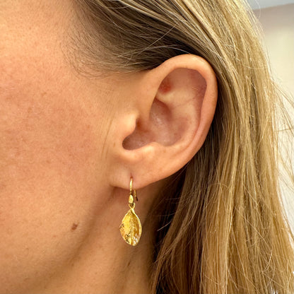diamond dew drop boxwood earrings