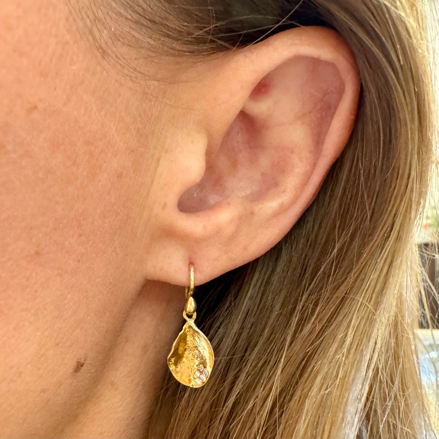 diamond dew drop boxwood earrings