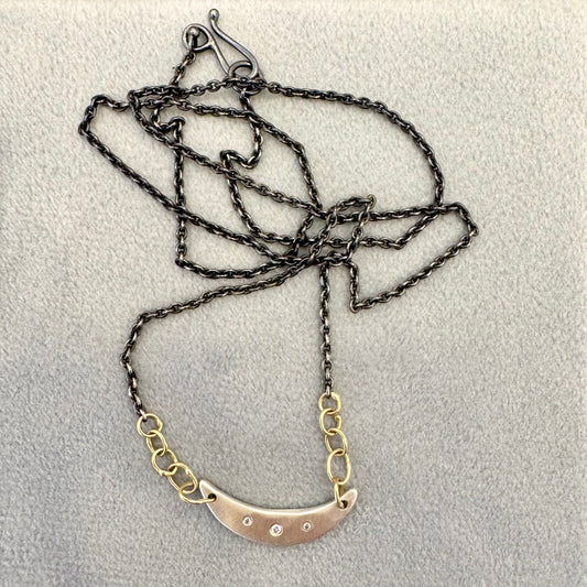selene swing necklace