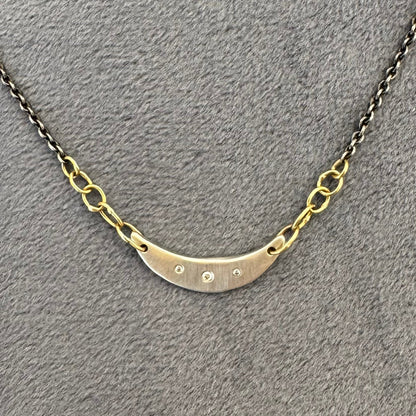 selene swing necklace