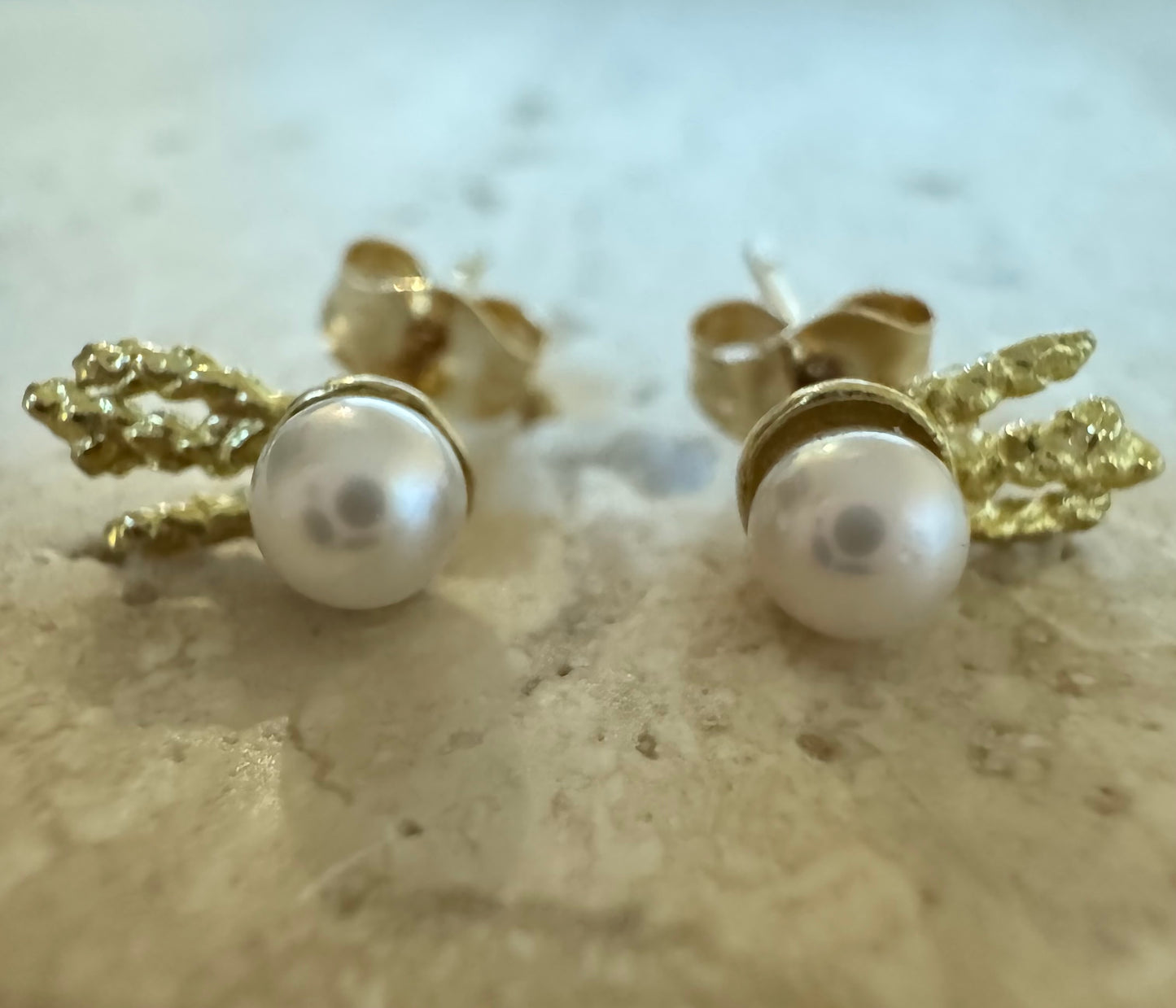 moonbeam pearl studs