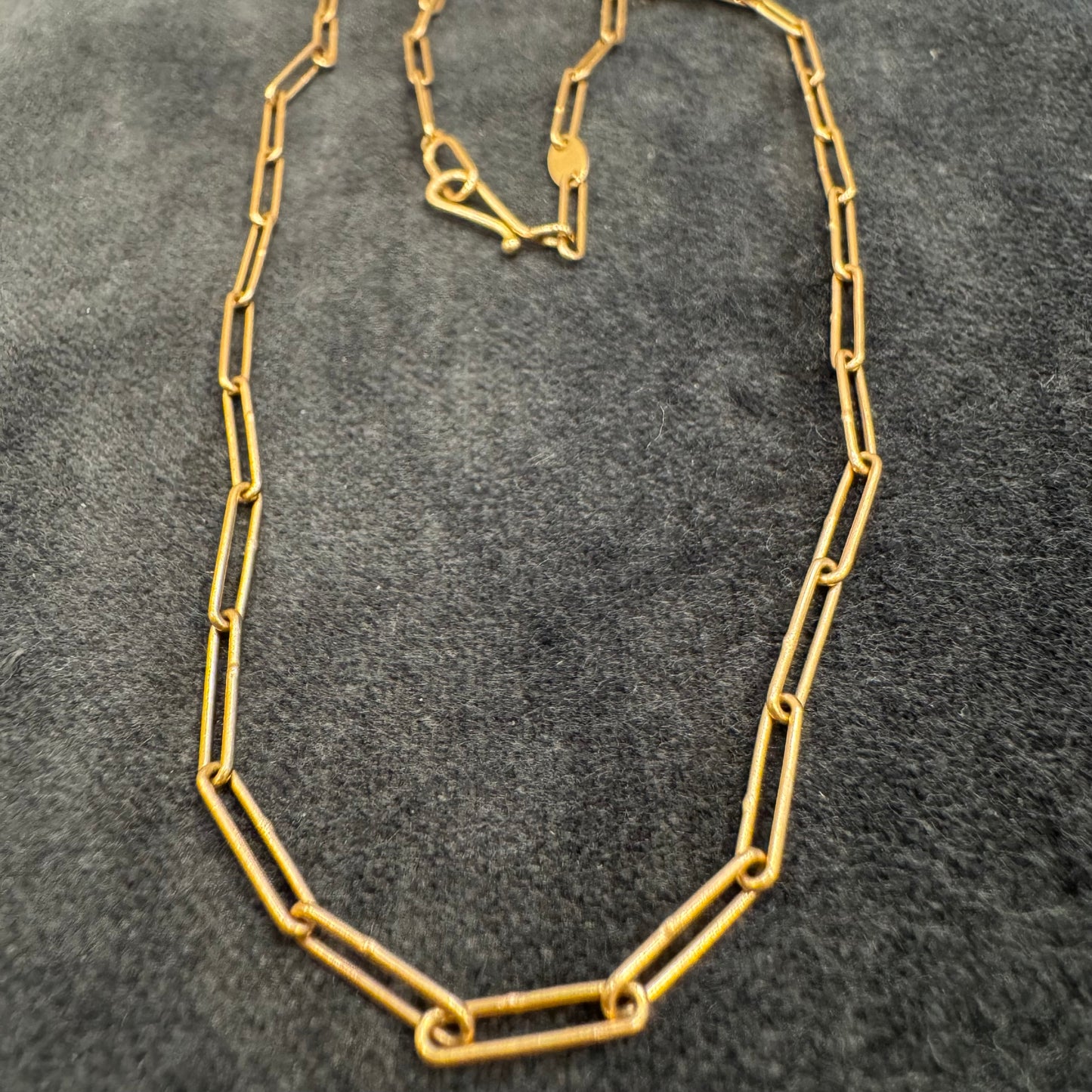 elongated silk link chain